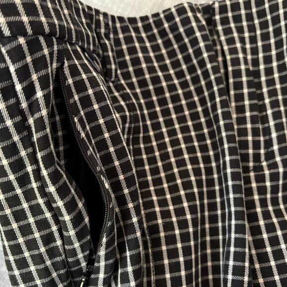 Anthropologie Dress Pants - Size 8 Bootcut Leg - Like New - Picture 10 of 10